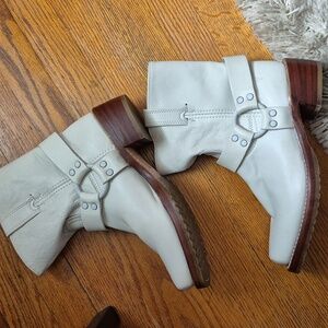 Frye Harness 8R Boots